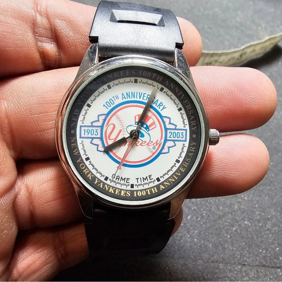 Game Time New York Yankees Mens Quartz Watch Commemorative 100 Years Working - Picture 1 of 10
